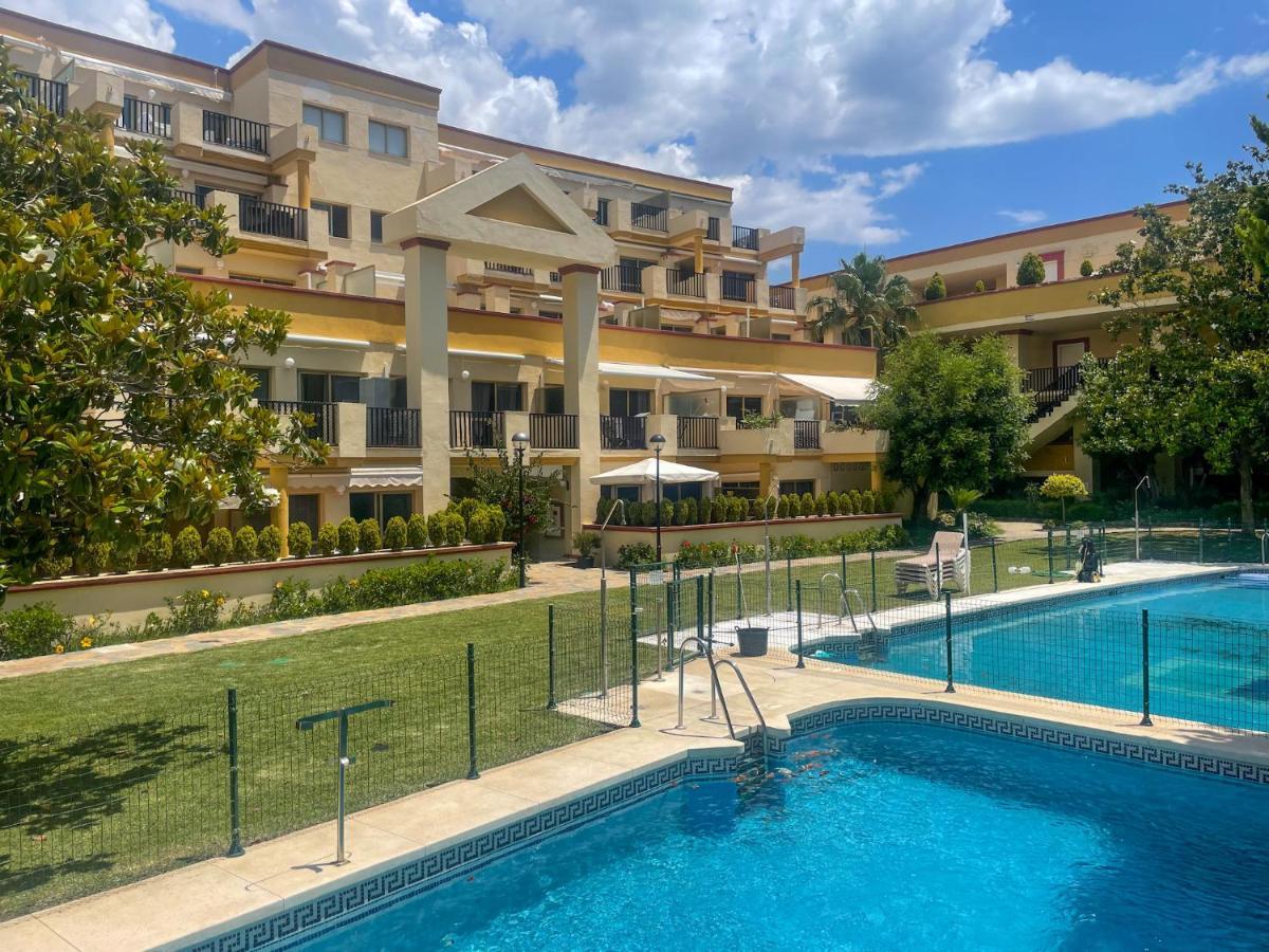 Modern Beach Apartment Romana Playa 723 In Marbella, Elviria Экстерьер фото